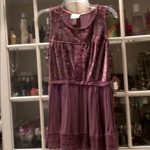 Knox Rose medium women’s top